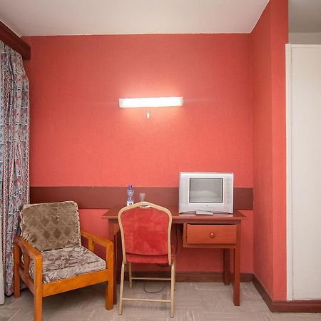 Milele Hotel ナイロビ エクステリア 写真